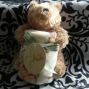 Classic pooh fleece blanket with plush
